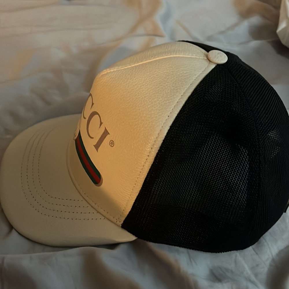 Gucci hat - Picture 3 of 3